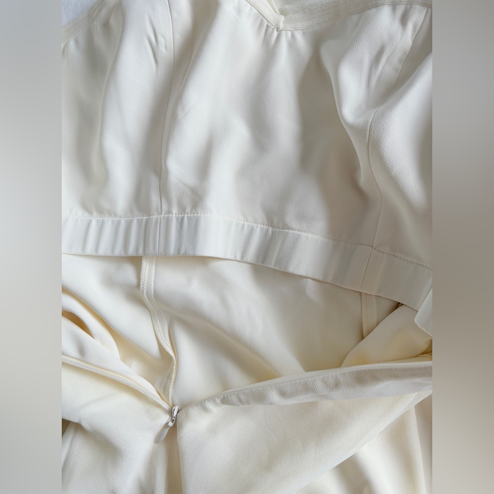 NWT Reformation Charee Dress Eggshell Ivory Off Shoulder Bridal | US 4 UK 8 - Picture 7 of 14